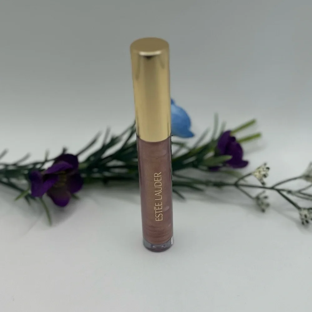 Estee Lauder Limited Edition High Shine Lip Gloss in Decadent Peach ~ New